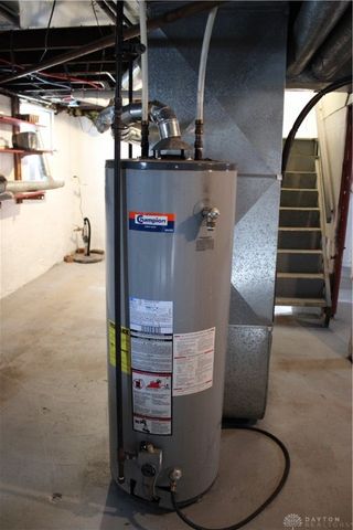 1741 S Smithville Road, Dayton, OH 45410