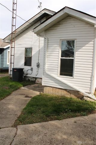 1741 S Smithville Road, Dayton, OH 45410