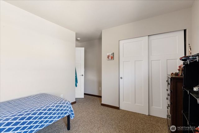 2837 SW Fairway Point Drive, Oak Harbor, WA 98277