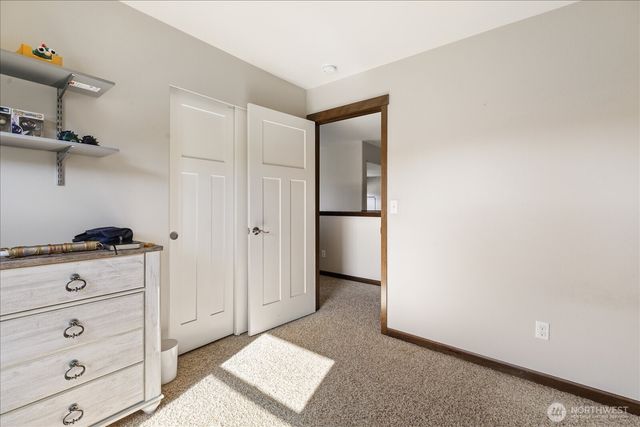 2837 SW Fairway Point Drive, Oak Harbor, WA 98277