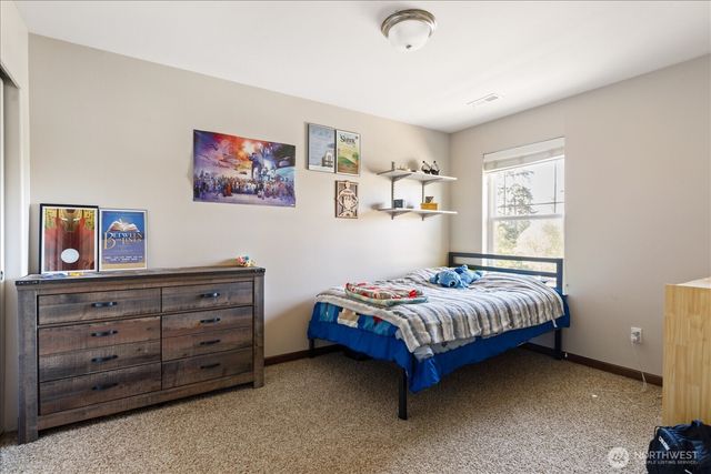 2837 SW Fairway Point Drive, Oak Harbor, WA 98277