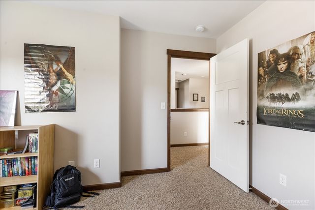 2837 SW Fairway Point Drive, Oak Harbor, WA 98277