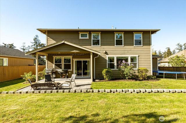 2837 SW Fairway Point Drive, Oak Harbor, WA 98277