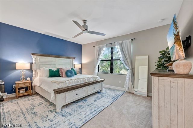 7348 Rockefeller DR, Naples, FL 34119