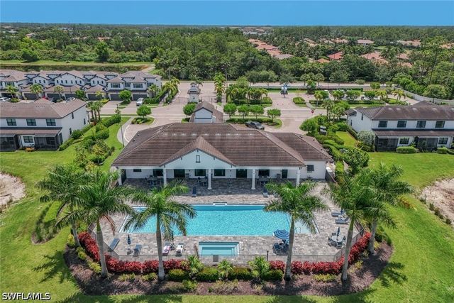 7348 Rockefeller DR, Naples, FL 34119