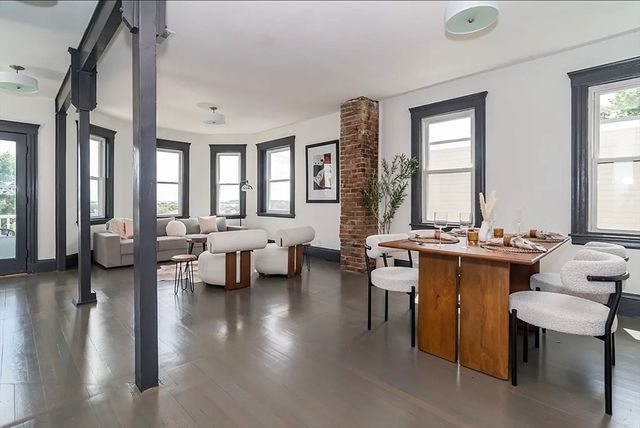 19 Peverell St 3, Boston, MA 02125