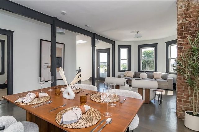 19 Peverell St 3, Boston, MA 02125