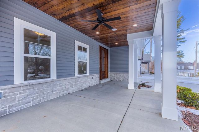 435 Landscape Court, Webster Groves, MO 63119