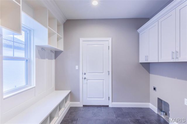 435 Landscape Court, Webster Groves, MO 63119