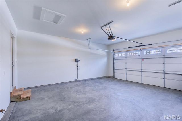 435 Landscape Court, Webster Groves, MO 63119