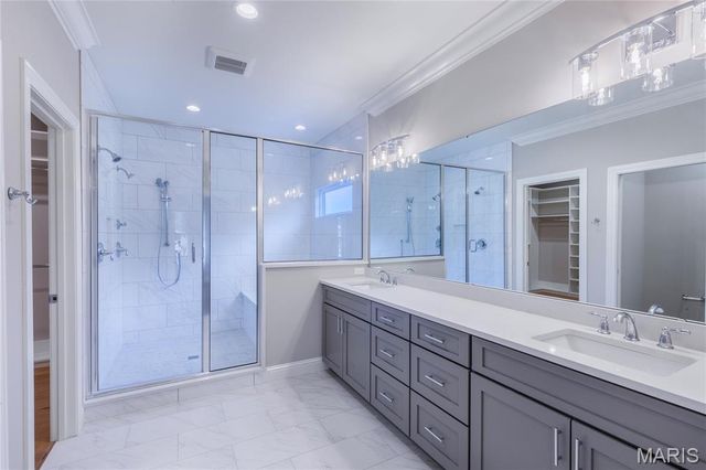 435 Landscape Court, Webster Groves, MO 63119