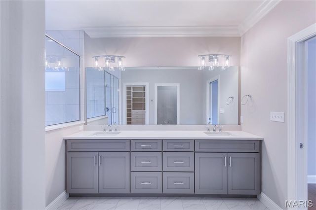 435 Landscape Court, Webster Groves, MO 63119