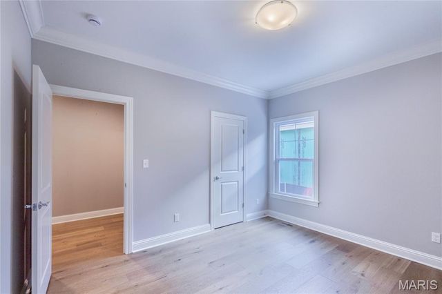 435 Landscape Court, Webster Groves, MO 63119