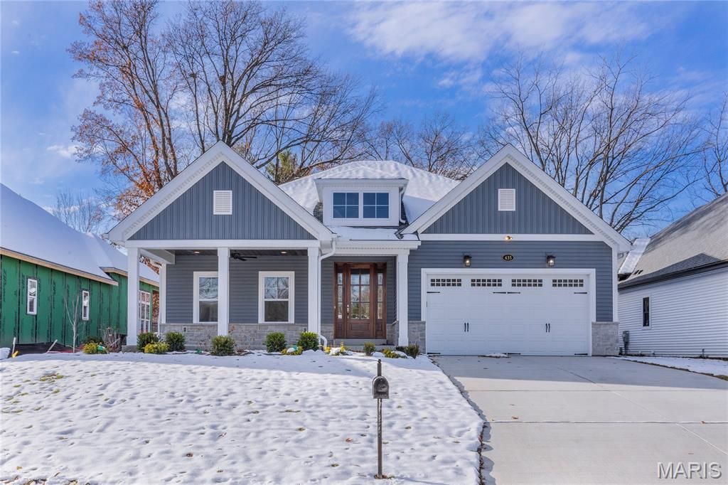 435 Landscape Court, Webster Groves, MO 63119