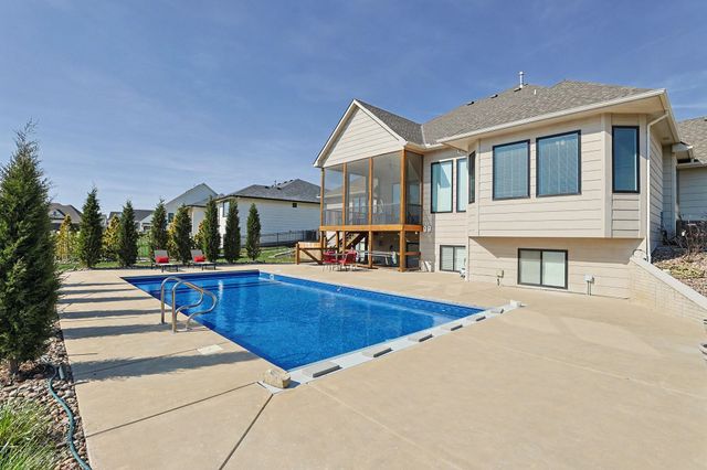 11511 E Brookview Cir, Wichita, KS 67226