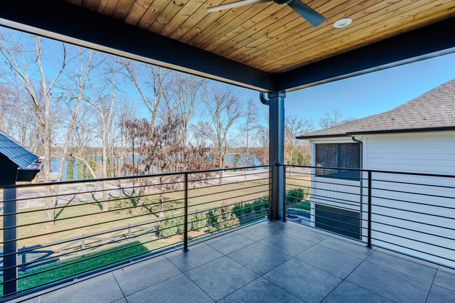 45 Hammock Dr, Winchester, TN 37398