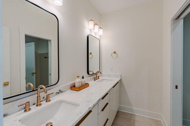 45 Hammock Dr, Winchester, TN 37398