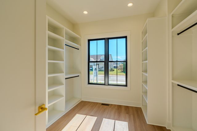 45 Hammock Dr, Winchester, TN 37398