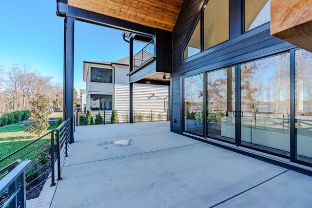 45 Hammock Dr, Winchester, TN 37398