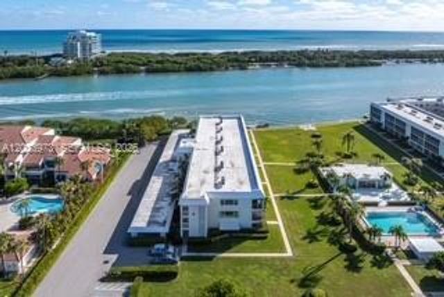 100 Waterway Rd A306, Tequesta, FL 33469