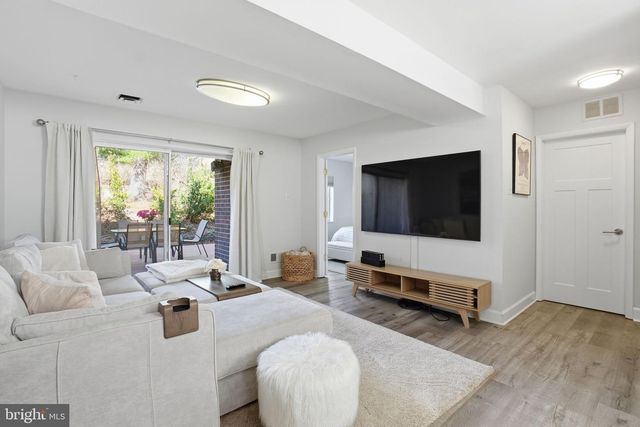 11025 SAFFOLD WAY, Reston, VA 20190