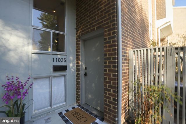 11025 SAFFOLD WAY, Reston, VA 20190