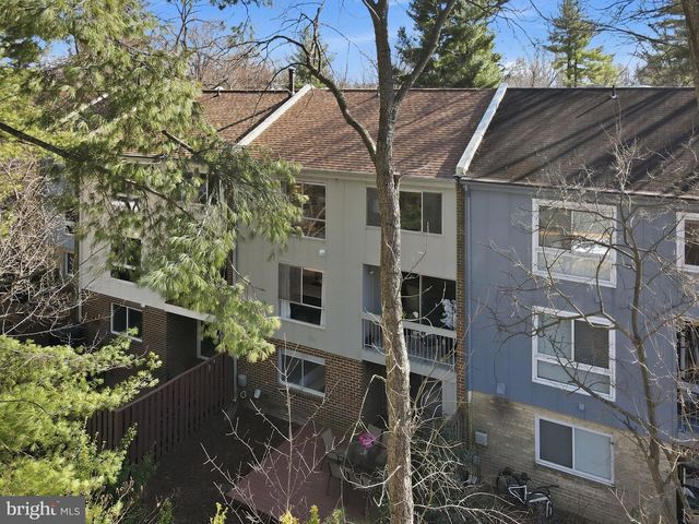 11025 SAFFOLD WAY, Reston, VA 20190