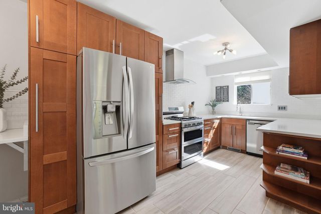 11025 SAFFOLD WAY, Reston, VA 20190