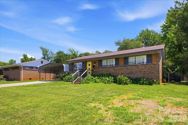 2521 Alleghany Street, Charlotte, NC 28208