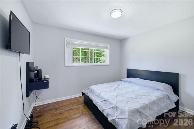 2521 Alleghany Street, Charlotte, NC 28208
