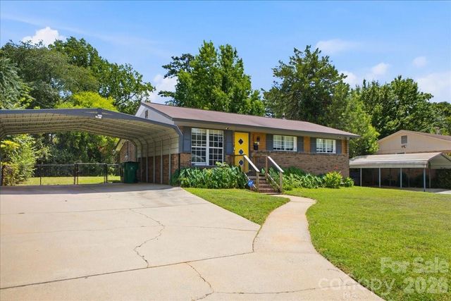 2521 Alleghany Street, Charlotte, NC 28208
