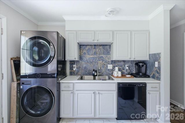 2521 Alleghany Street, Charlotte, NC 28208
