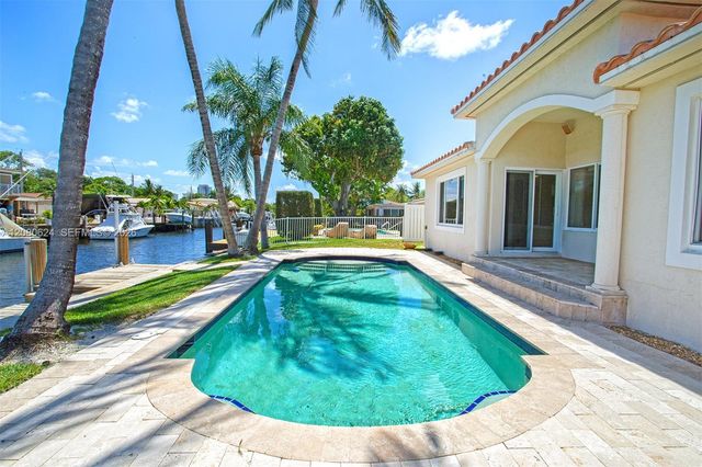 2273 SE 14th Street, Pompano Beach, FL 33062
