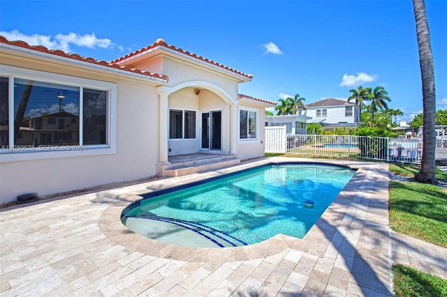 2273 SE 14th Street, Pompano Beach, FL 33062