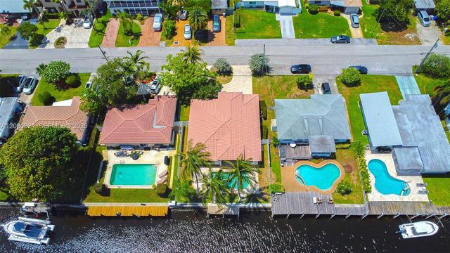 2273 SE 14th Street, Pompano Beach, FL 33062