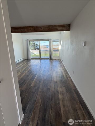 1006 NE Lindsay Street, Coupeville, WA 98239