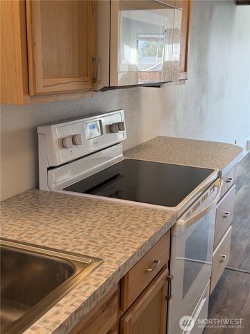 1006 NE Lindsay Street, Coupeville, WA 98239