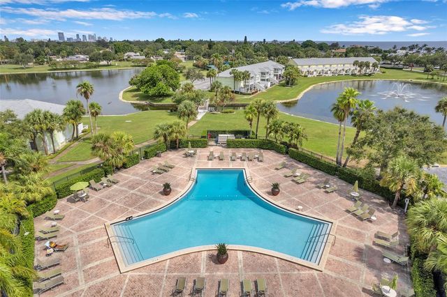 5075 STARFISH DRIVE SE B, St Petersburg, FL 33705