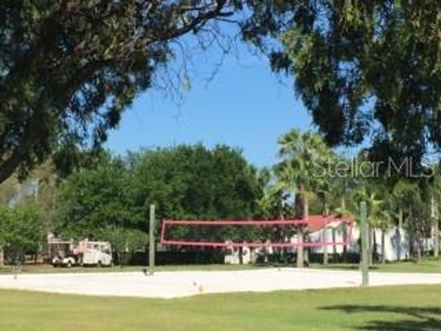 5075 STARFISH DRIVE SE B, St Petersburg, FL 33705