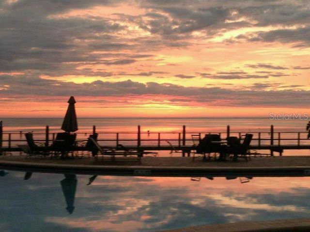 5075 STARFISH DRIVE SE B, St Petersburg, FL 33705