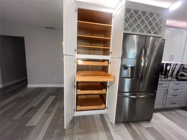 5075 STARFISH DRIVE SE B, St Petersburg, FL 33705