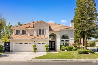 1001 Sungro Way, Bakersfield, CA 93311