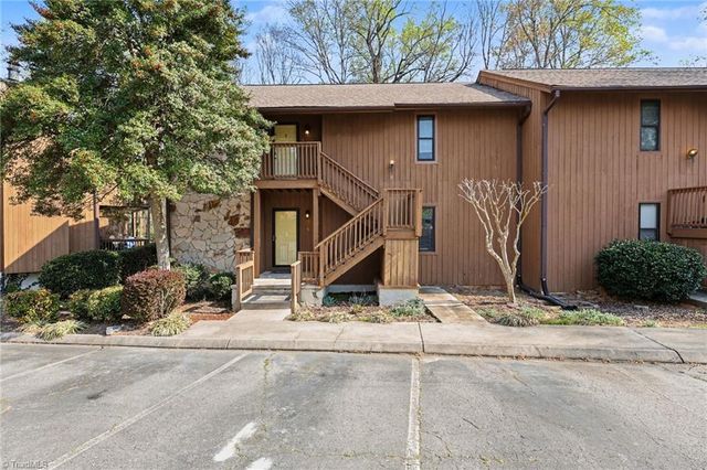 5 Cedar Creek, Jamestown, NC 27282