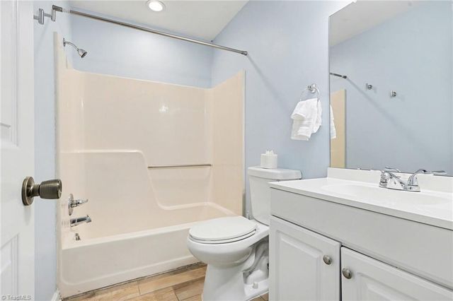 5 Cedar Creek, Jamestown, NC 27282