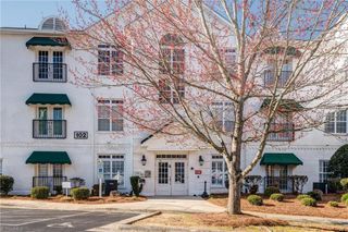 102 Sunset Circle 203, Greensboro, NC 27408