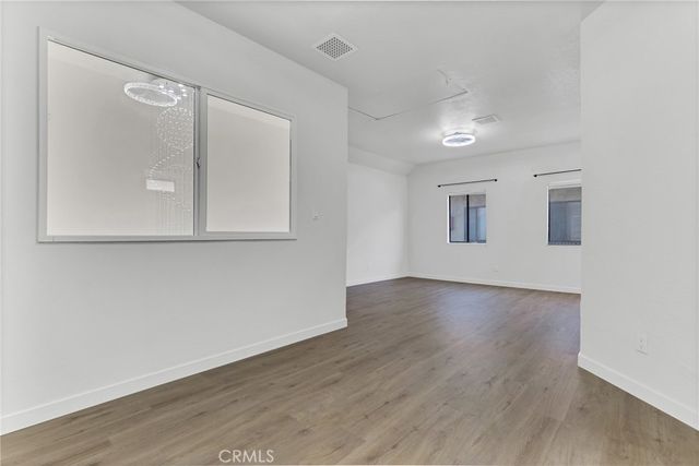 7632 Topanga Canyon 110, Canoga Park, CA 91304