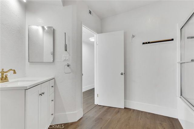 7632 Topanga Canyon 110, Canoga Park, CA 91304