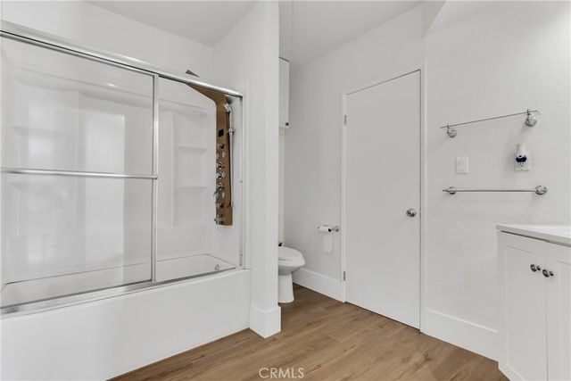 7632 Topanga Canyon 110, Canoga Park, CA 91304