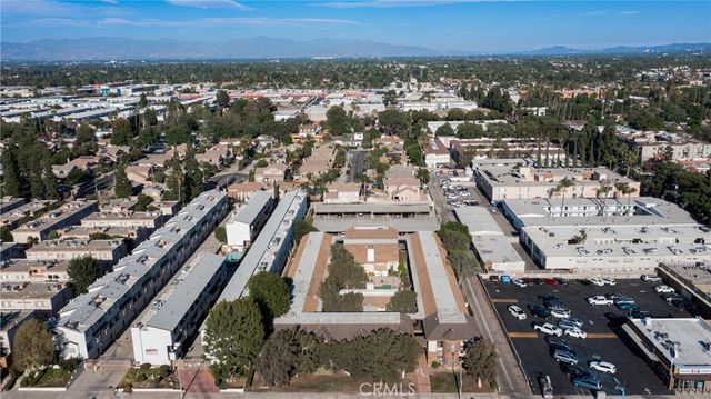 7632 Topanga Canyon 110, Canoga Park, CA 91304