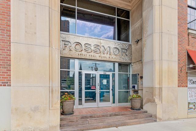 500 Robert Street N 401, Saint Paul, MN 55101
